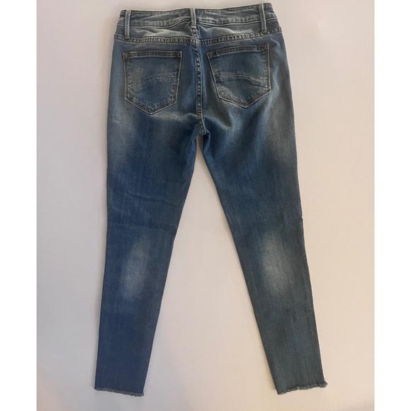 Driftwood Jackie Embroidered Skinny Jeans Blue Denim Aztec Trim 26 EUC - Picture 6 of 8